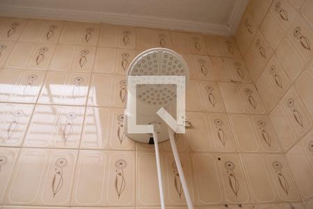 Casa à venda com 130m², 3 quartos e 2 vagas Casa à venda com 130m², 3 quartos e 2 vagasBanheiro