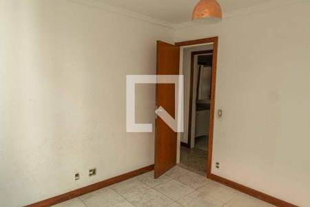 Apartamento à venda com 115m², 3 quartos e 2 vagasQuarto 1