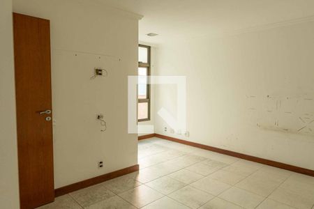 Apartamento à venda com 115m², 3 quartos e 2 vagasSuíte