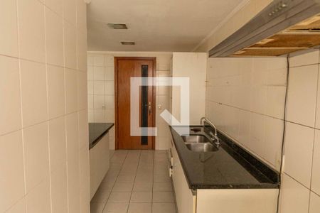 Apartamento à venda com 115m², 3 quartos e 2 vagasCozinha