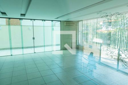 Apartamento à venda com 115m², 3 quartos e 2 vagasÁrea comum - Salão de festas