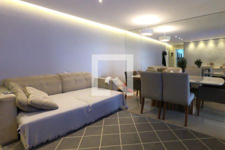 Sala de apartamento para alugar com 3 quartos, 76m² em Jardim Nova Taboao, Guarulhos