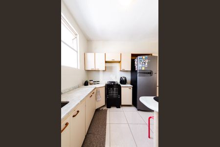 Apartamento para alugar com 80m², 2 quartos e 1 vaga Apartamento para alugar com 80m², 2 quartos e 1 vagaCozinha