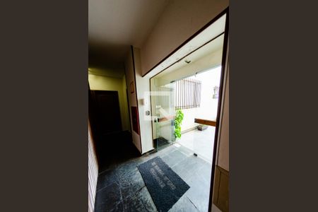 Apartamento para alugar com 80m², 2 quartos e 1 vaga Apartamento para alugar com 80m², 2 quartos e 1 vagaEntrada