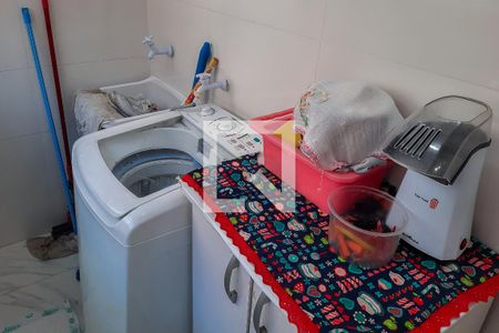 Apartamento à venda com 64m², 2 quartos e 1 vagaÁrea de Serviço