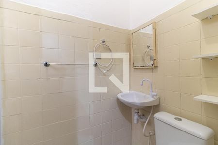 Banheiro de casa para alugar com 1 quarto, 80m² em Vila Moinho Velho, São Paulo