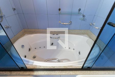 Casa à venda com 200m², 2 quartos e 2 vagas Casa à venda com 200m², 2 quartos e 2 vagasBanheiro Social 1