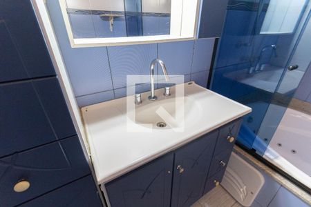 Casa à venda com 200m², 2 quartos e 2 vagas Casa à venda com 200m², 2 quartos e 2 vagasBanheiro Social 1