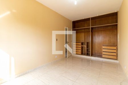 Casa à venda com 200m², 2 quartos e 2 vagas Casa à venda com 200m², 2 quartos e 2 vagasQuarto 2