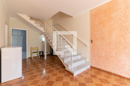 Sala de casa à venda com 2 quartos, 200m² em Vila Moinho Velho, São Paulo