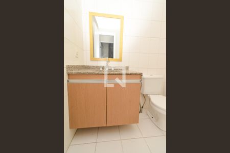Banheiro de apartamento para alugar com 2 quartos, 64m² em Vila Augusta, Guarulhos
