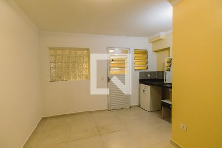 Sala Quarto de kitnet/studio para alugar com 1 quarto, 18m² em Pompeia, São Paulo