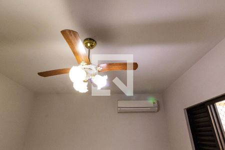 Detalhe da suíte de apartamento para alugar com 2 quartos, 100m² em Canto do Forte, Praia Grande
