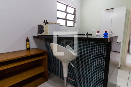 Detalhe da cozinha de apartamento para alugar com 2 quartos, 100m² em Canto do Forte, Praia Grande