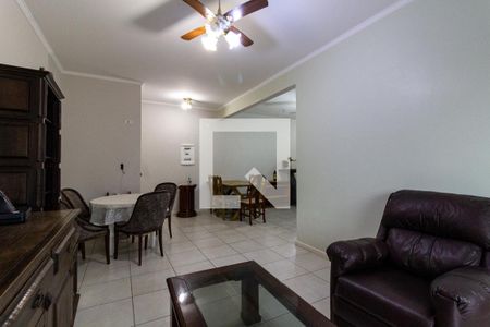 Sala de estar de apartamento para alugar com 2 quartos, 100m² em Canto do Forte, Praia Grande