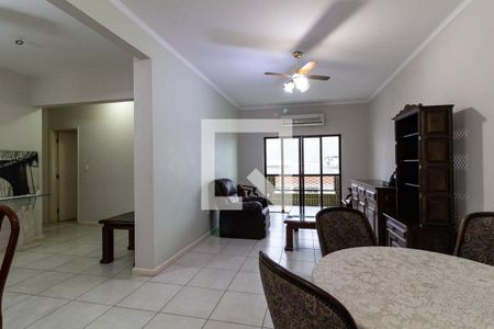 Sala de estar de apartamento para alugar com 2 quartos, 100m² em Canto do Forte, Praia Grande