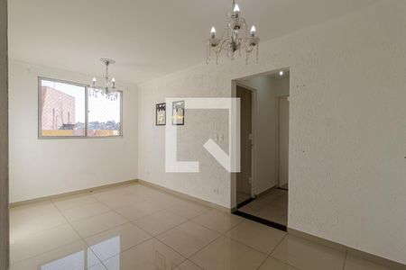 Sala de Apartamento com 2 quartos, 60m² Jardim Santa Emília