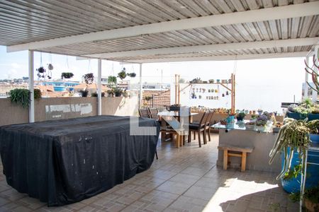 Casa à venda com 270m², 4 quartos e 2 vagas Casa à venda com 270m², 4 quartos e 2 vagasQuintal