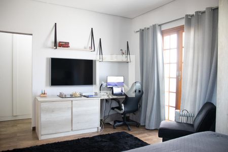 Casa à venda com 270m², 4 quartos e 2 vagas Casa à venda com 270m², 4 quartos e 2 vagasQuarto 4