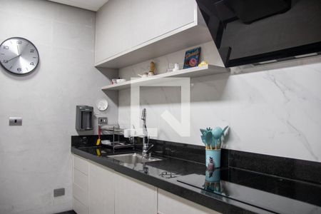 Casa à venda com 270m², 4 quartos e 2 vagas Casa à venda com 270m², 4 quartos e 2 vagasCozinha