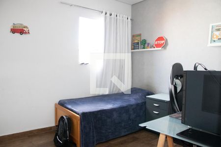 Casa à venda com 270m², 4 quartos e 2 vagas Casa à venda com 270m², 4 quartos e 2 vagasQuarto 2