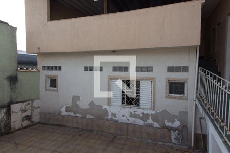 Casa para alugar com 45m², 1 quarto e sem vagaQuintal