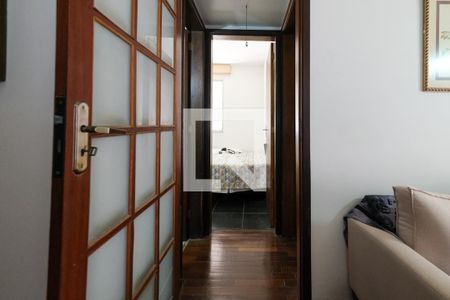 Corredor de apartamento à venda com 3 quartos, 145m² em Vila Isabel, Rio de Janeiro
