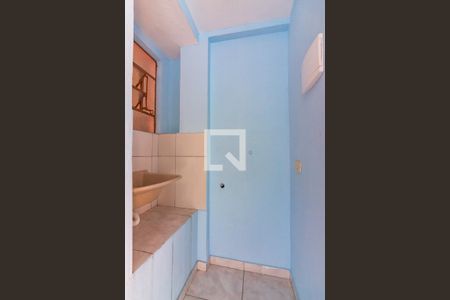 Banheiro de casa para alugar com 1 quarto, 30m² em Helena Maria, Osasco