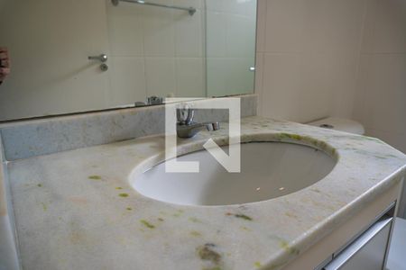 Apartamento para alugar com 56m², 2 quartos e 1 vagaBanheiro - Torneira
