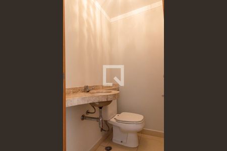 Apartamento para alugar com 137m², 3 quartos e 2 vagas Apartamento para alugar com 137m², 3 quartos e 2 vagasLavabo
