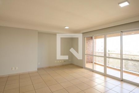 Apartamento para alugar com 137m², 3 quartos e 2 vagas Apartamento para alugar com 137m², 3 quartos e 2 vagasSala