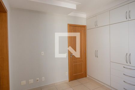 Apartamento para alugar com 137m², 3 quartos e 2 vagas Apartamento para alugar com 137m², 3 quartos e 2 vagasSuíte 2