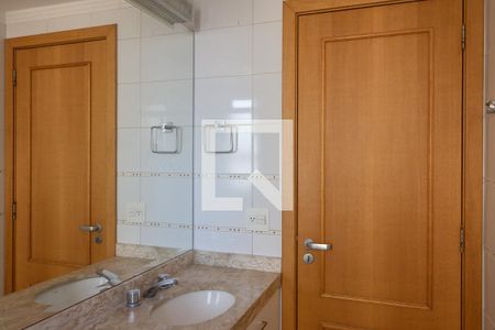 Apartamento para alugar com 137m², 3 quartos e 2 vagas Apartamento para alugar com 137m², 3 quartos e 2 vagasBanheiro Suíte 1