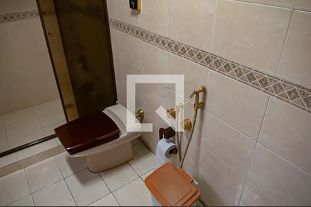 Casa à venda com 500m², 6 quartos e 12 vagasbanheiro primeiro andar