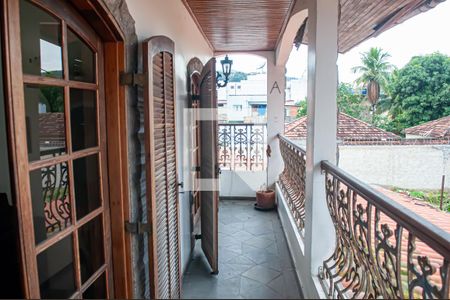 Casa à venda com 500m², 6 quartos e 12 vagasvaranda quarto 3 e 4