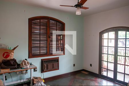 Casa à venda com 500m², 6 quartos e 12 vagasQuarto 4