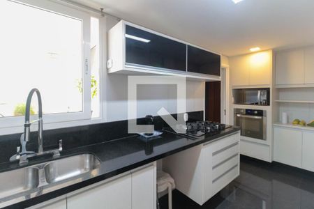 Apartamento à venda com 183m², 3 quartos e 3 vagasCozinha