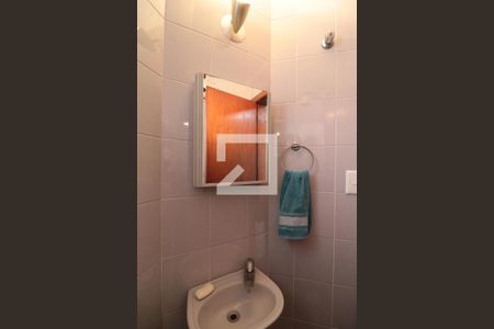 Apartamento à venda com 113m², 3 quartos e 1 vagaÁrea de Serviço