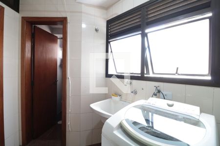 Apartamento à venda com 113m², 3 quartos e 1 vagaÁrea de Serviço