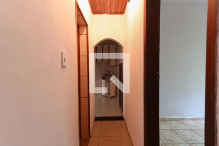 Casa à venda com 85m², 2 quartos e 1 vaga Casa à venda com 85m², 2 quartos e 1 vagaCorredor