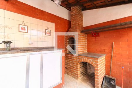 Casa à venda com 85m², 2 quartos e 1 vaga Casa à venda com 85m², 2 quartos e 1 vagaVaranda