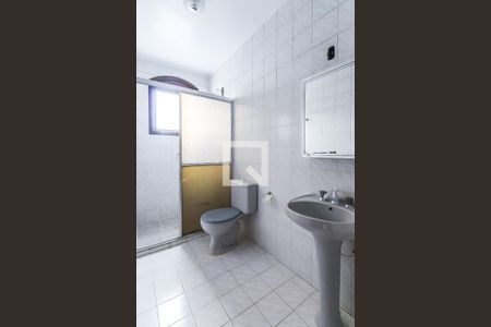 Casa à venda com 224m², 3 quartos e 5 vagasBanheiro 2