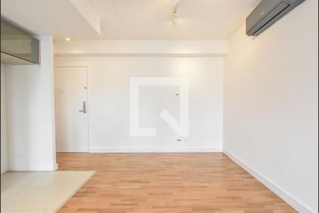 Sala de apartamento para alugar com 2 quartos, 62m² em Nova Piraju, São Paulo