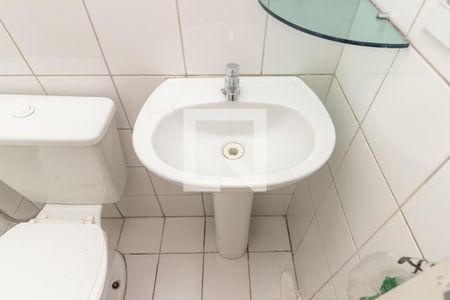 Apartamento para alugar com 44m², 2 quartos e sem vagaBanheiro