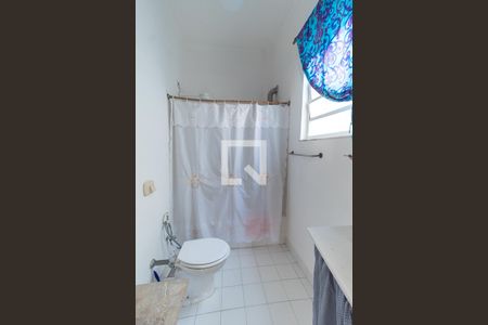 Studio à venda com 70m², 1 quarto e sem vaga Studio à venda com 70m², 1 quarto e sem vagaBanheiro