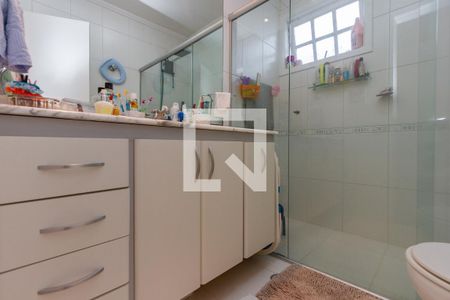 Casa à venda com 149m², 3 quartos e 2 vagasBanheiro da Suíte