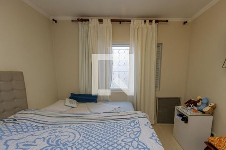 Casa à venda com 149m², 3 quartos e 2 vagasSuíte