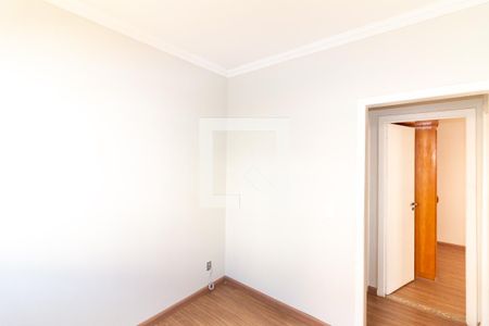 Quarto 1 de apartamento à venda com 3 quartos, 60m² em Heliópolis, Belo Horizonte