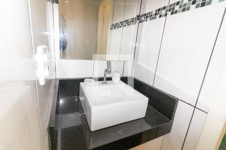 Apartamento para alugar com 60m², 3 quartos e 1 vaga Apartamento para alugar com 60m², 3 quartos e 1 vagaBanheiro