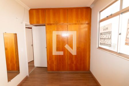 Quarto 2 de apartamento à venda com 3 quartos, 60m² em Heliópolis, Belo Horizonte
